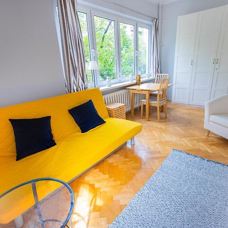 Hoza Str Apt. Great Location. Close To Everything. Lägenhet Warszawa Exteriör bild